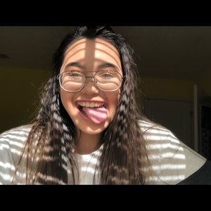 Meet your Posher, Andrea